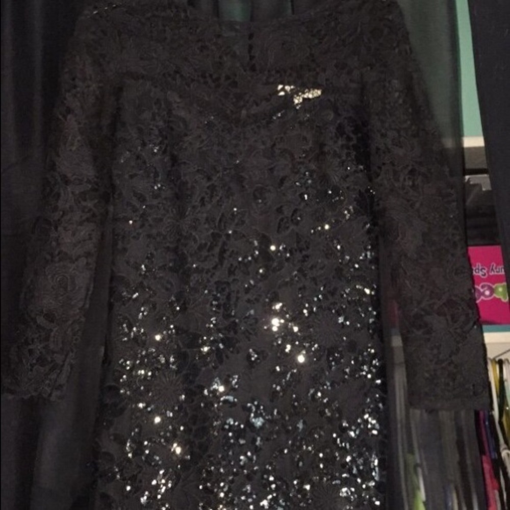 A black laced dress